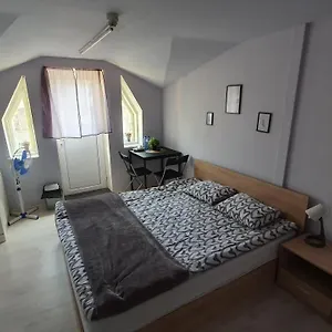 Проживание в семье стаи за гости Sun House, Варна